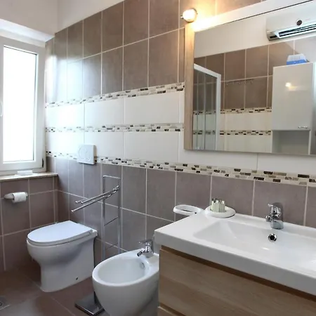 Дом отдыха Brilliant Jk Порторож