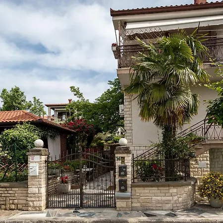 Дом отдыха Brilliant Jk *